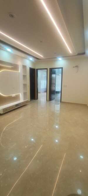 Room in 3 BHK Builder Floor at Rohini Sector 24 – for Sale