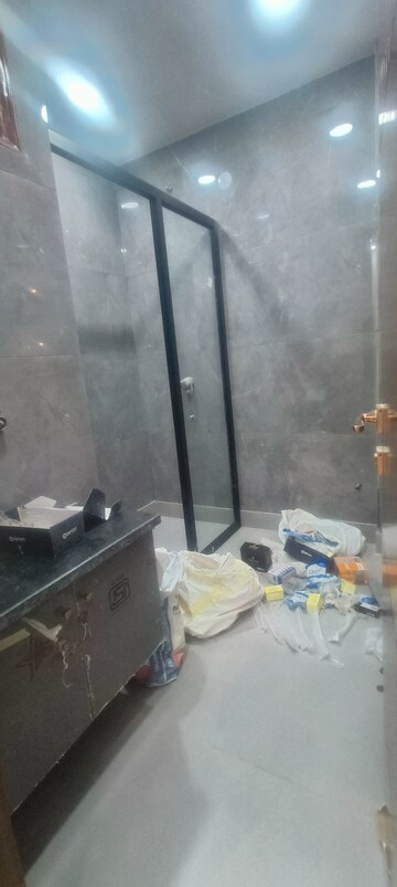 Furnished Amenities in 3 BHK Builder Floor at Rohini Sector 24 – for Sale