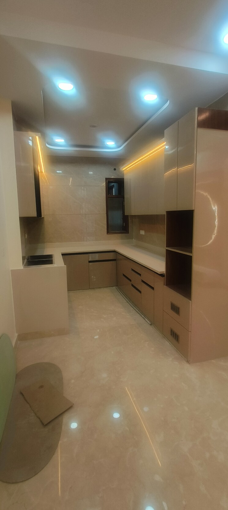 Kitchen, rohini sector 24 3 Bedroom 90 Sq.Mt. Builder Floor In Rohini Sector 24 Delhi 9429174