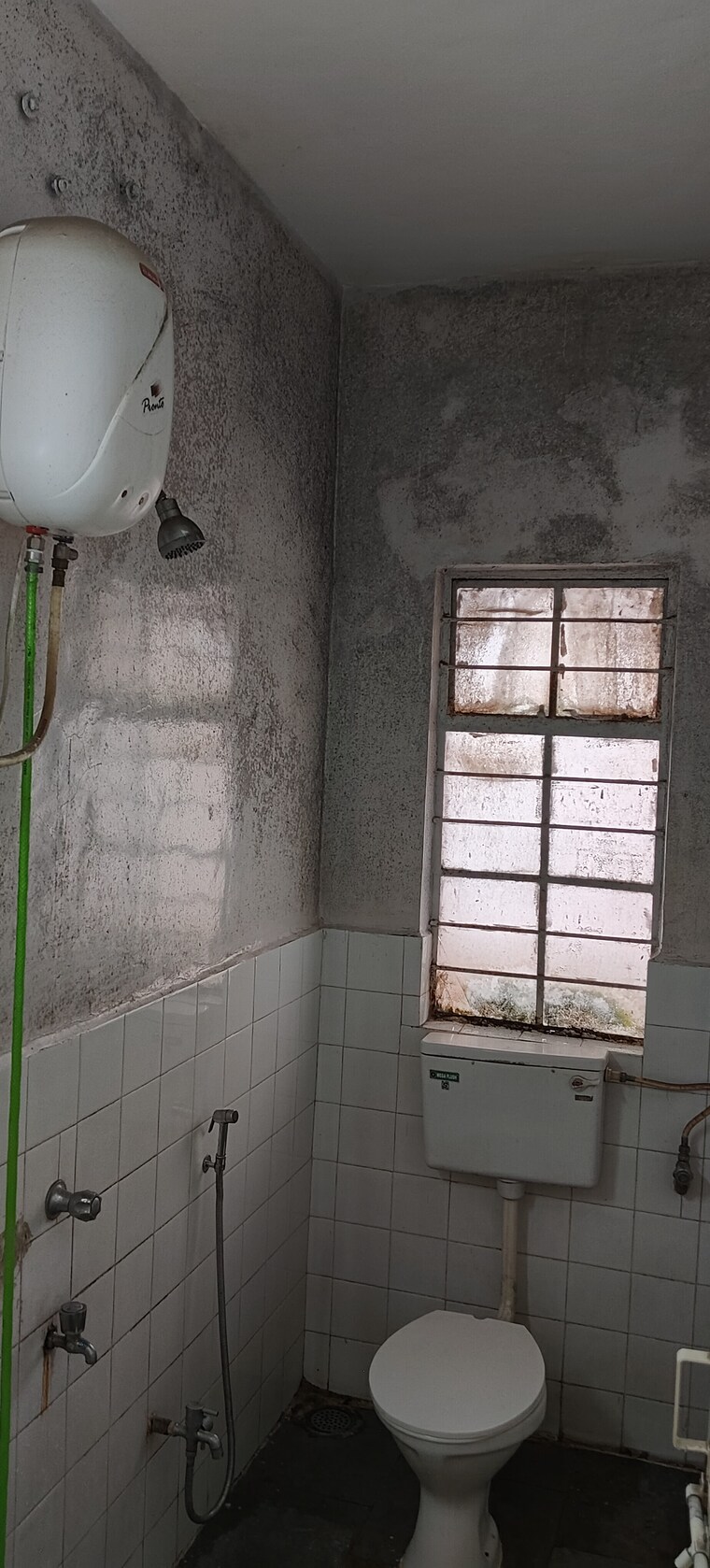 Bathroom, erandavane-chs 2 Bedroom 1000 Sq.Ft. Apartment In Erandwane Pune 9429187