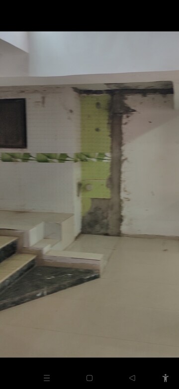 Bathroom in 4 BHK Villa at Grace Dieu Bungalows, Powai – for Sale