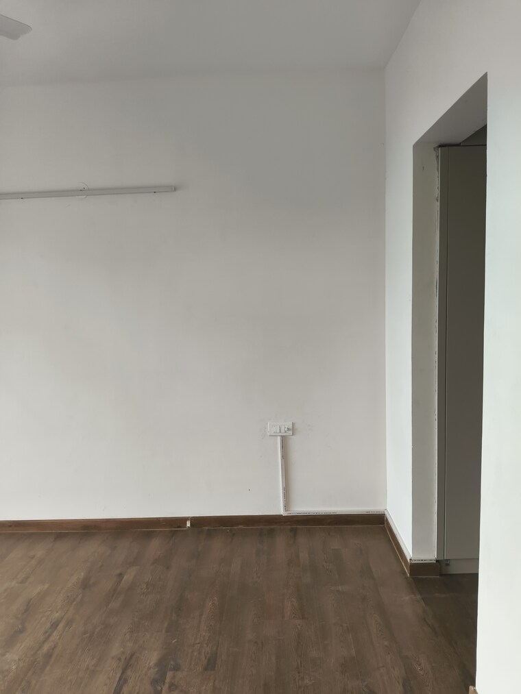 Room, hero-homes-phase-2 3 Bedroom 1389 Sq.Ft. Apartment In Sector 104 Gurgaon 9429125