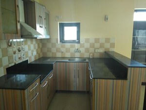 Kitchen in 2.5 BHK Builder Floor at Sector 46 – for Rent