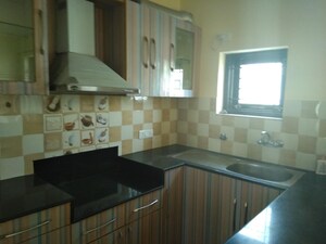 Kitchen in 2.5 BHK Builder Floor at Sector 46 – for Rent