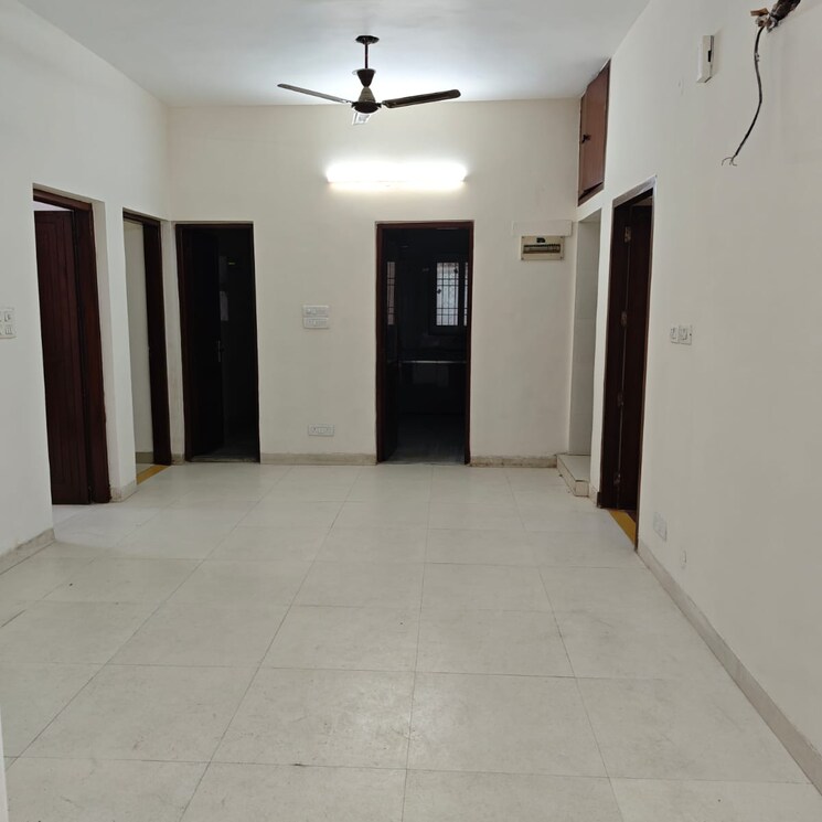 Room, alaknanda 3 Bedroom 1550 Sq.Ft. Apartment In Alaknanda Delhi 9429306