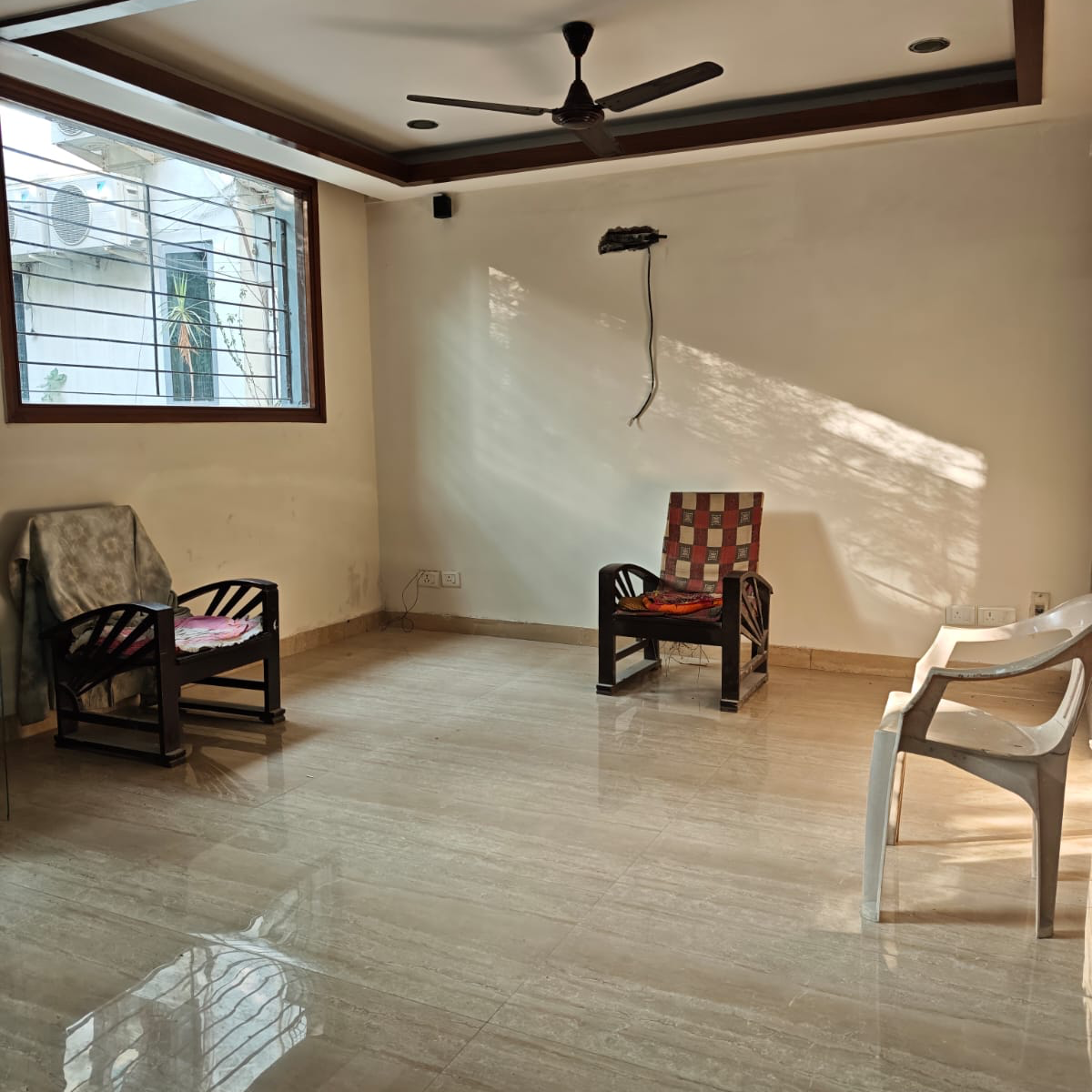 3 BHK + Pooja Room Apartment For Rent in Alaknanda
