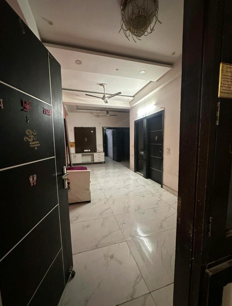 Kitchen, crossing-republik 3 Bedroom 1725 Sq.Ft. Apartment In Crossing Republic Ghaziabad 9429277