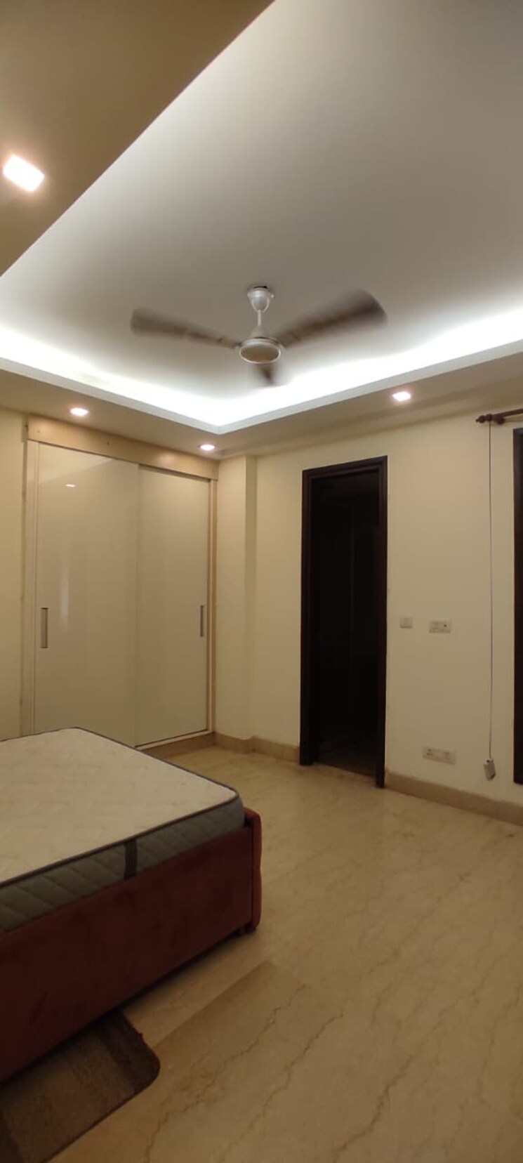 Room, safdarjung enclave 3 Bedroom 1850 Sq.Ft. Builder Floor In Safdarjung Enclave Delhi 9429302
