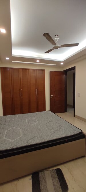 Bedroom in 3 BHK Builder Floor at Safdarjung Enclave – for Rent