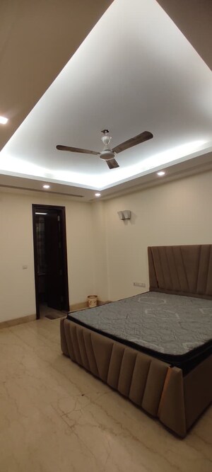 Bedroom in 3 BHK Builder Floor at Safdarjung Enclave – for Rent