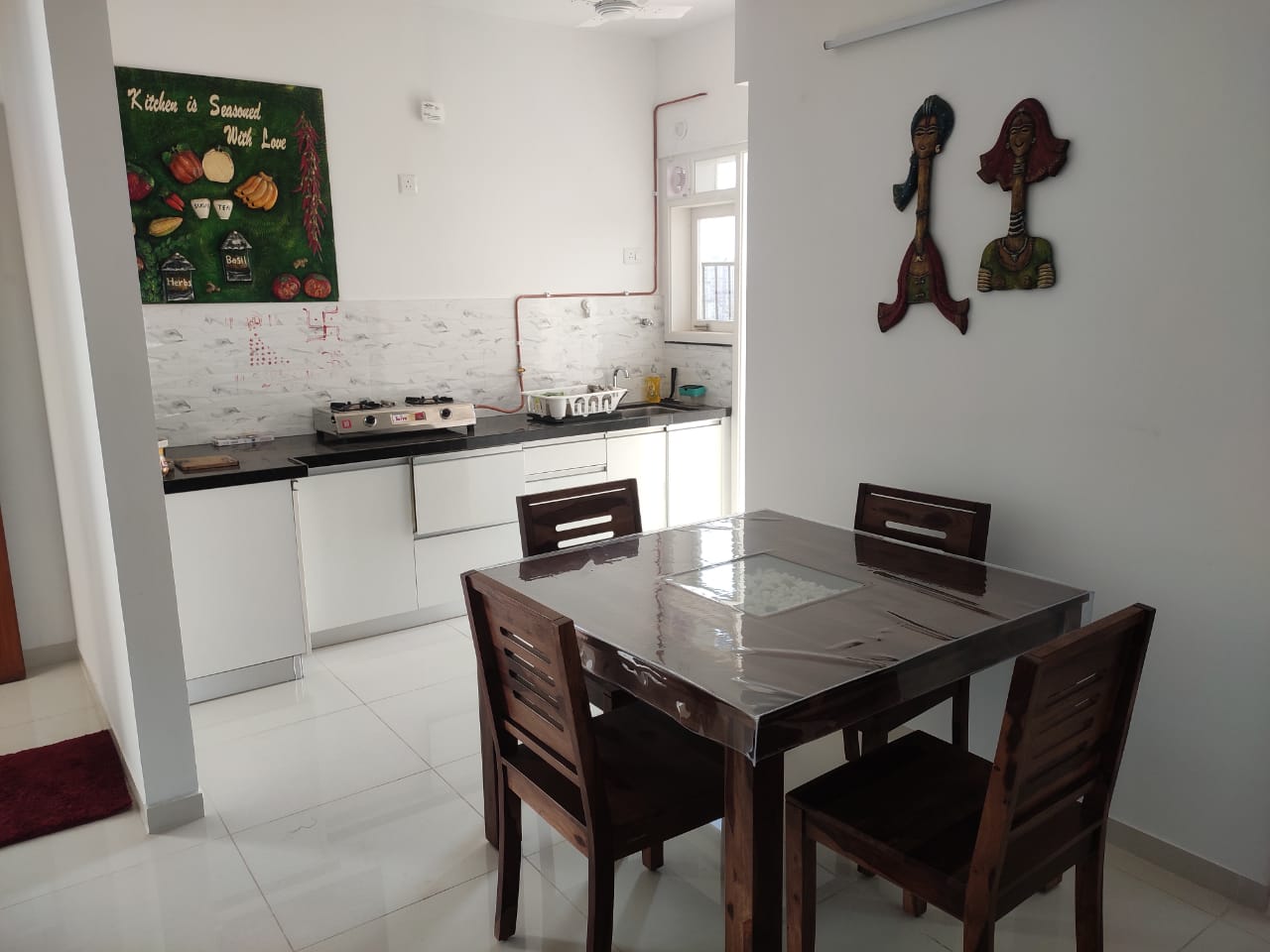 1 BHK + Extra Room Apartment For Rent in Amanora Gold Towers