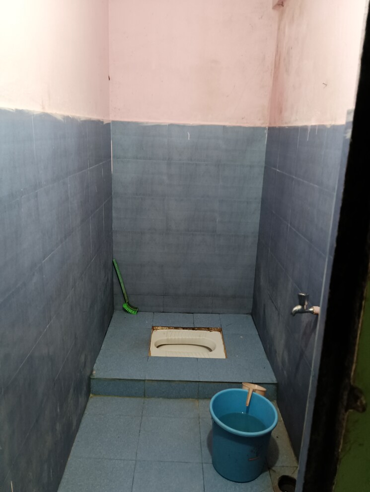 Bathroom, hatigaon road 1 Bedroom 350 Sq.Ft. Villa In Hatigaon Road Guwahati 9429434