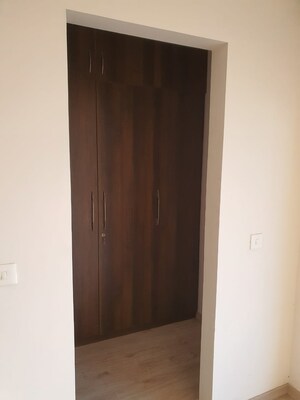 Room in 3 BHK Apartment at Adani M2K Oyster Grande, Sector 102 – for Rent