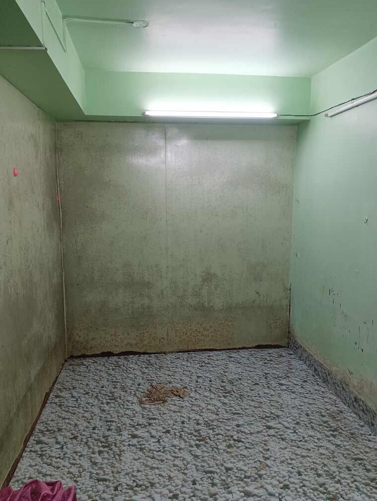 Room, hatigaon road 1 Bedroom 350 Sq.Ft. Villa In Hatigaon Road Guwahati 9429434