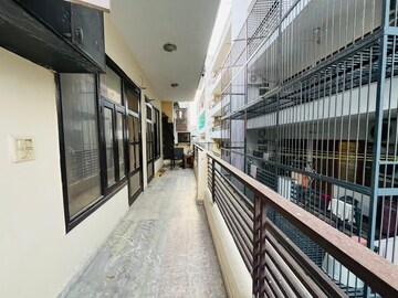 Balcony in 1 RK Builder Floor at SLF Sunshine Avenue, Sector 28 – for Rent