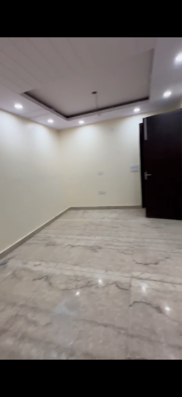 Room in 2 BHK Builder Floor at Ganesh Nagar – for Sale