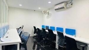 Team Area in  Office Space at Scheme 140 – for Rent