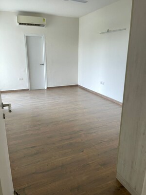 Room in 2 BHK Apartment at Shapoorji Pallonji Joyville Gurgaon, Sector 102 – for Rent