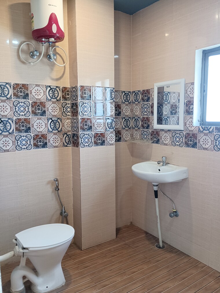 Bathroom, jyotikuchi 5 Bedroom 2500 Sq.Ft. Villa In Jyotikuchi Guwahati 9429671