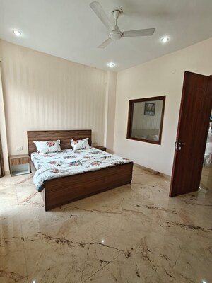 Bedroom in 3 BHK Builder Floor at Sector 27 – for Rent
