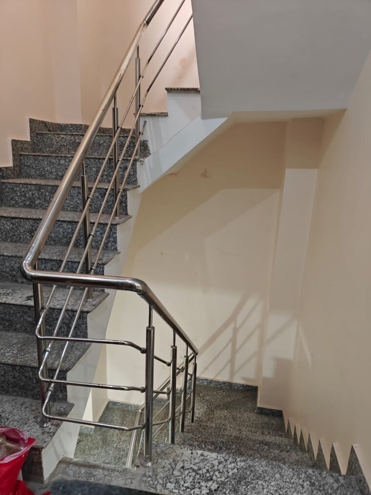 undefined, sector 27 3 Bedroom 2110 Sq.Ft. Builder Floor In Sector 27 Gurgaon 9429761