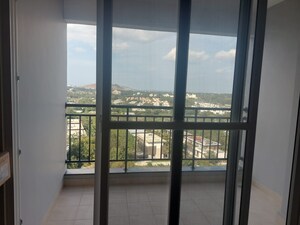 Room in 3 BHK Apartment at Puravankara Purva Zenium, Hosahalli – for Rent