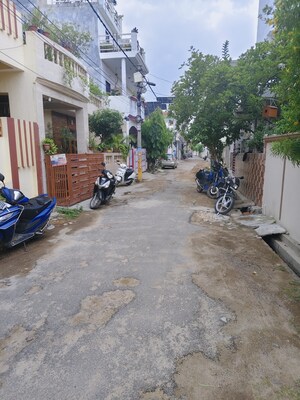 4 BHK Independent House – Exterior View View at Kursi Road - for Sale