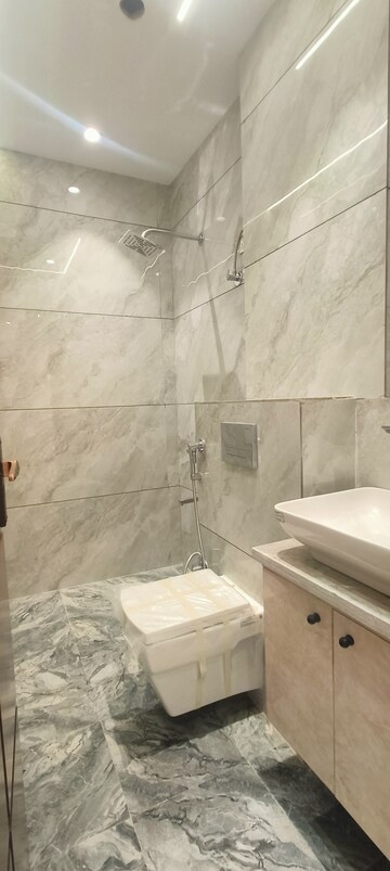 Bathroom in 4 BHK Builder Floor at Rohini Sector 28 – for Sale