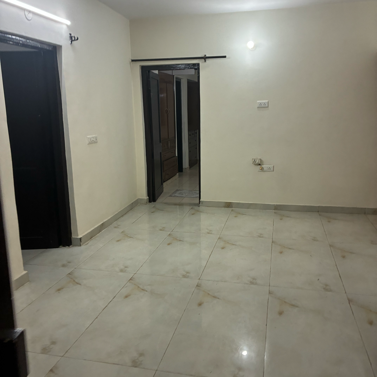 4 BHK Independent House For Rent in RWA Apartments Sector 37