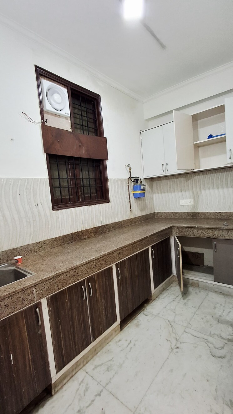 Kitchen, saket 1 Bedroom 550 Sq.Ft. Builder Floor In Saket Delhi 9430321