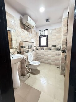 6+ BHK + Pooja Room Independent House For Sale in Sector 43