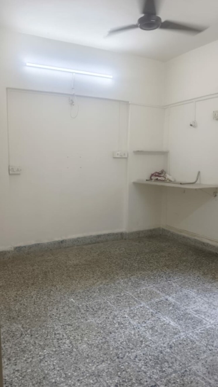 Room, jal-vayu-vihar-apartments 3 Bedroom 1300 Sq.Ft. Apartment In Powai Mumbai 9430150