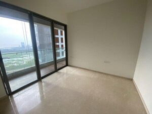 Room in 3 BHK Apartment at Piramal Mahalaxmi North Tower, Mahalaxmi – for Rent