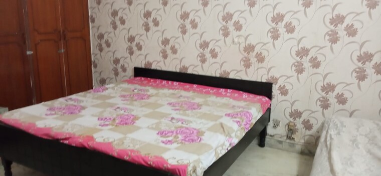 Bedroom, prateek-wisteria 3 Bedroom 1385 Sq.Ft. Apartment In Sector 77 Noida 9430070