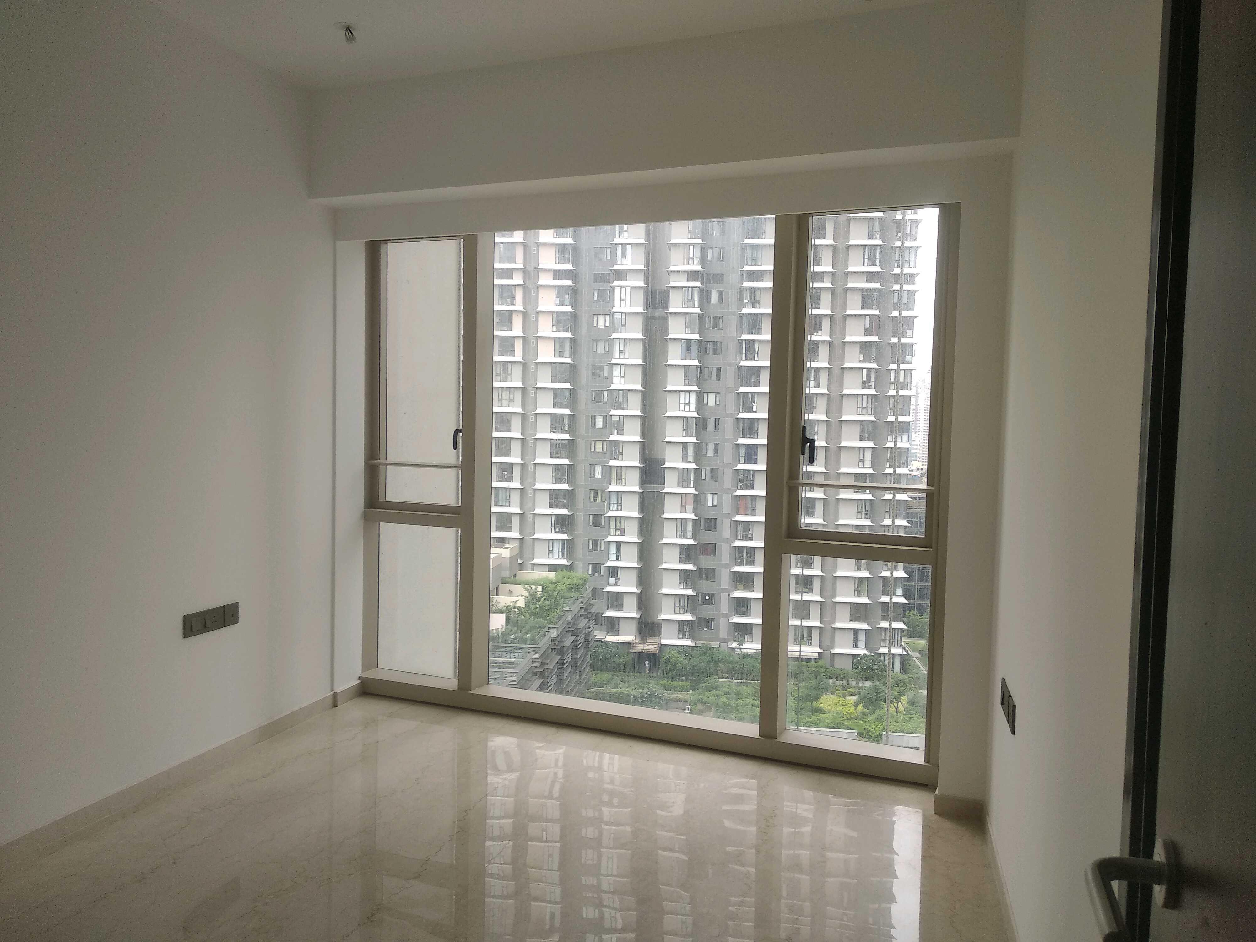 3 BHK + Servant Room 1345 Sq.Ft. Apartment in Lodha Sea Face