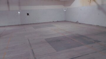 Room in  Office Space at Sector 63 – for Rent