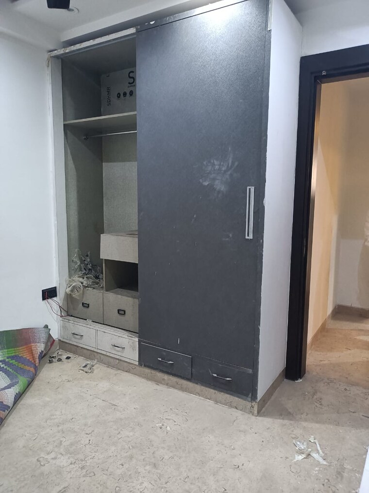 undefined, jagriti enclave 3 Bedroom 950 Sq.Ft. Builder Floor In Jagriti Enclave Delhi 9430748