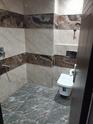 Bathroom in 3 BHK Builder Floor at Jagriti Enclave – for Rent