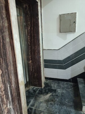 Bathroom in 3 BHK Builder Floor at Jagriti Enclave – for Rent