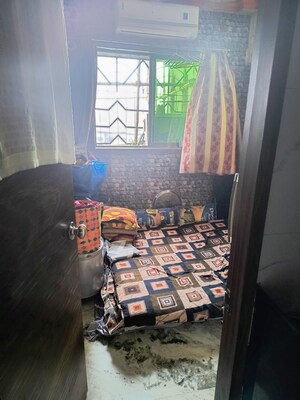 Bedroom in 2 BHK Builder Floor at Pooja Nagar – for Rent