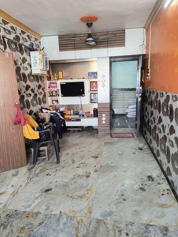 Parking in 2 BHK Builder Floor at Pooja Nagar – for Rent