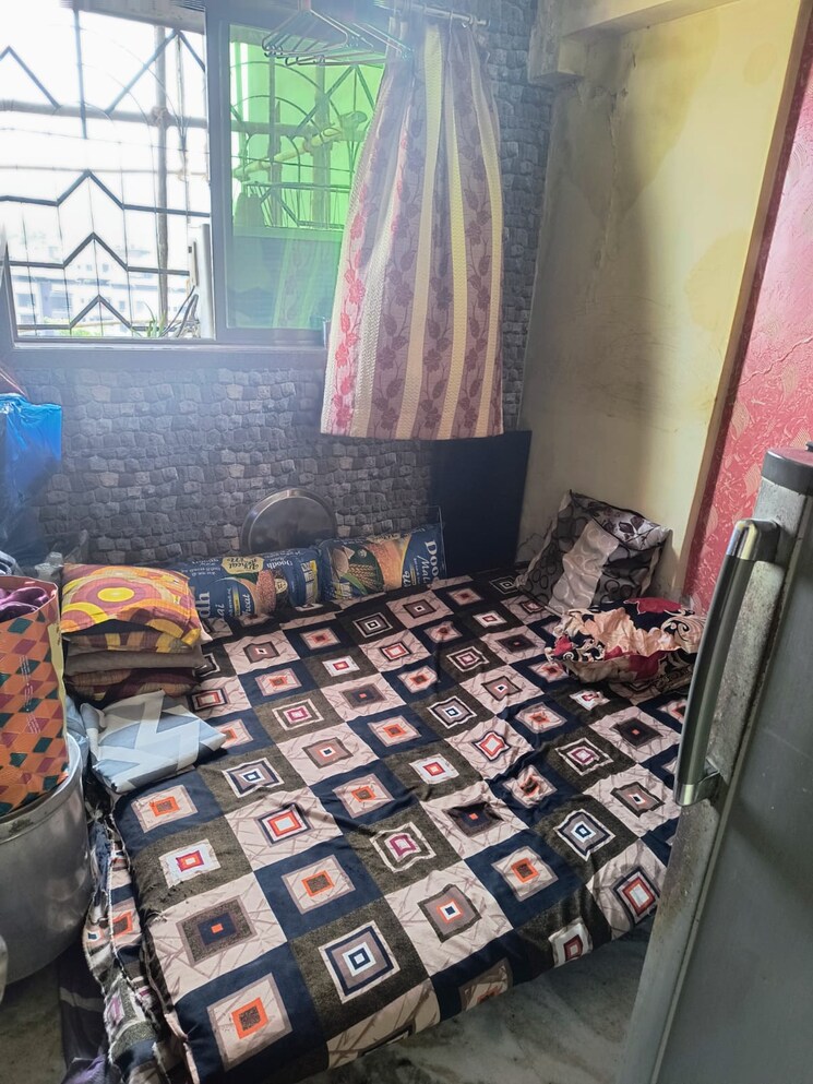  Parking, pooja nagar 2 Bedroom 590 Sq.Ft. Builder Floor In Pooja Nagar Thane 9430620