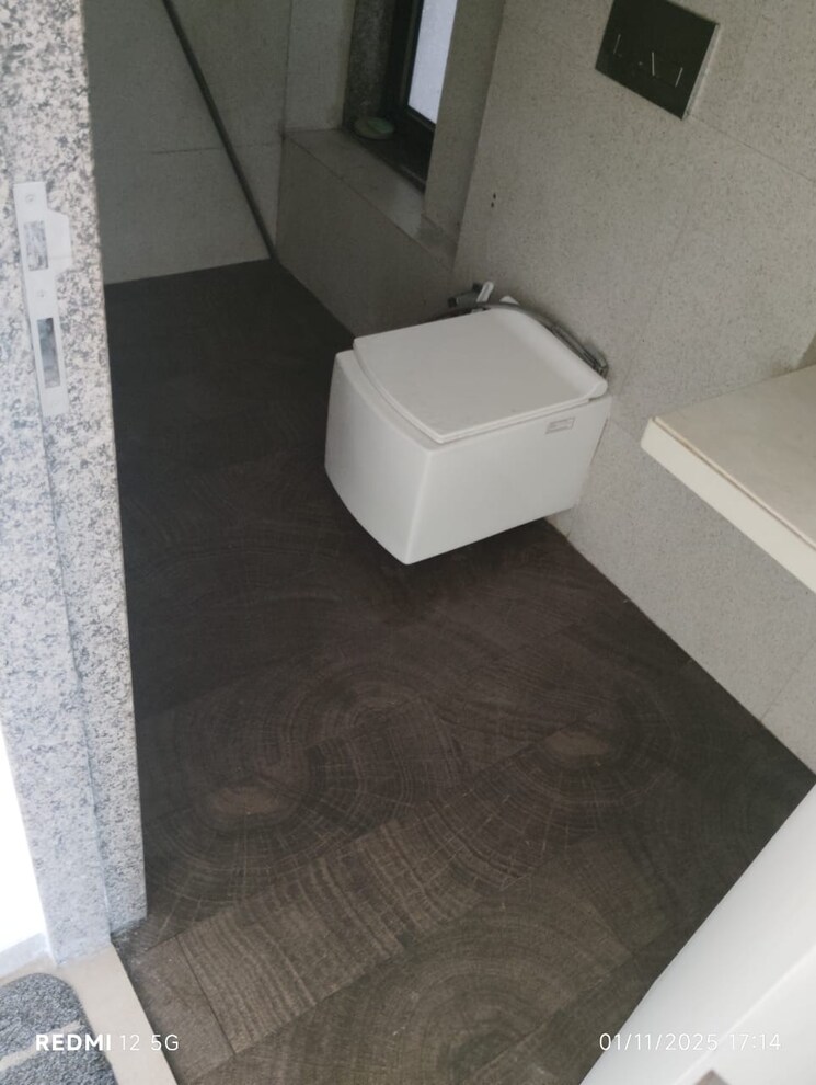 Bathroom, kanakia-silicon-valley 3 Bedroom 986 Sq.Ft. Apartment In Powai Mumbai 9430678