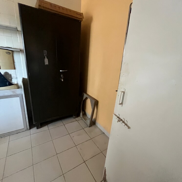 undefined, saibaba nagar 1 Bedroom 450 Sq.Ft. Apartment In Saibaba Nagar Mumbai 9430726