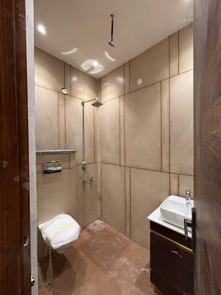 Bathroom, sector 123 4 Bedroom 107 Sq.Yd. Independent House In Sector 123 Mohali 9430771