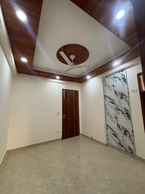 Room in 2 BHK Builder Floor at Saket – for Rent