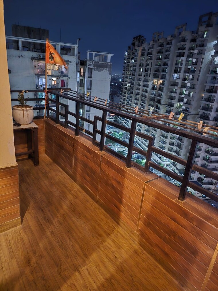 Gym, ajnara-le-garden 2 Bedroom 995 Sq.Ft. Apartment In Sector 16b Greater Noida Greater Noida 9431205