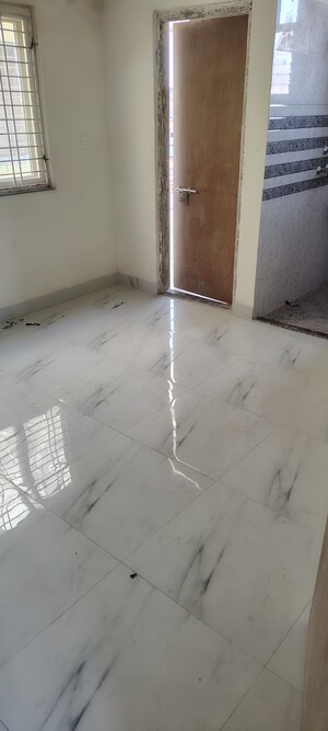 Room in 3 BHK Apartment at Bariatu – for Sale