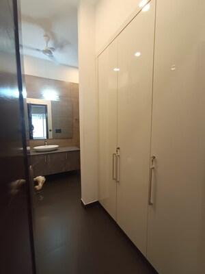 Bathroom in 6+ BHK Villa at Sushant Lok I – for Sale