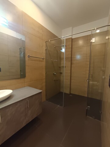 Bathroom in 6+ BHK Villa at Sushant Lok I – for Sale